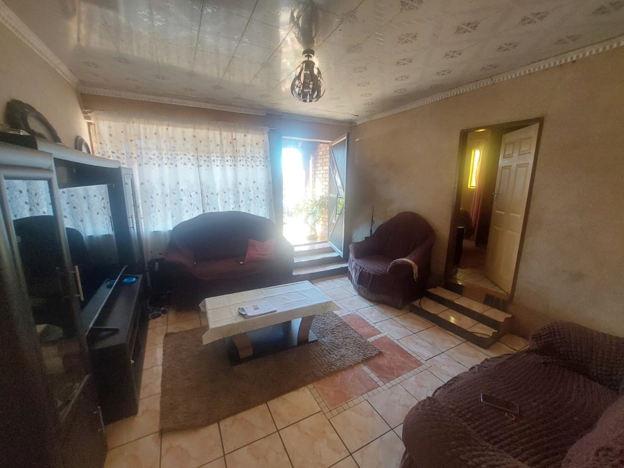 3 Bedroom Property for Sale in Ikageng North West